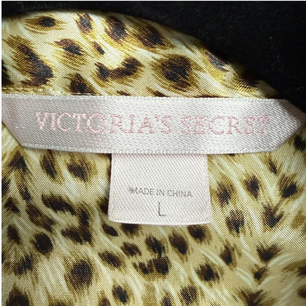 Victoria's Secret Pajama Set Leopard Print Women L Satin Button Down Shorts